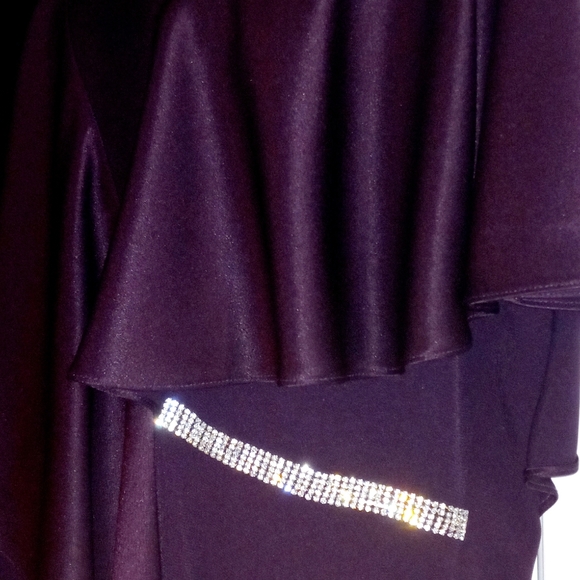 Mother of the Bride/Groom Gown - Picture 4 of 7